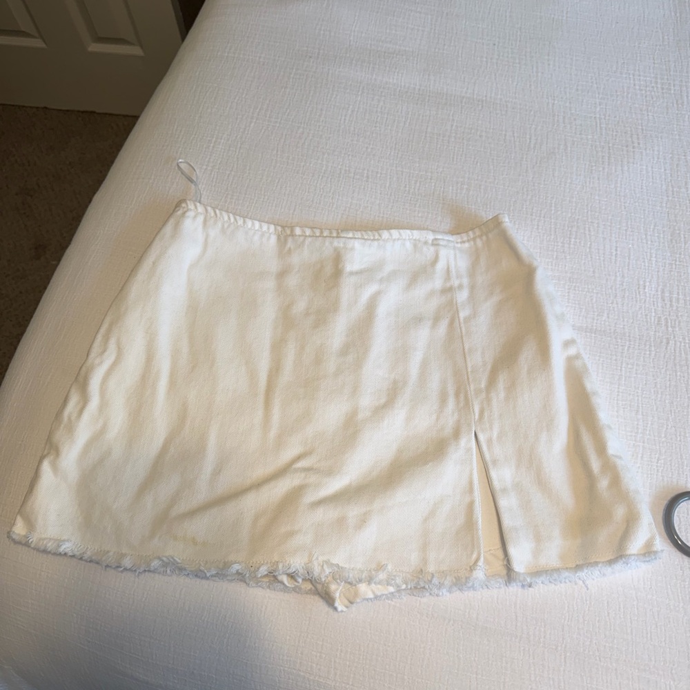 Amanda Uprichard White Skirt with Zipper Detail